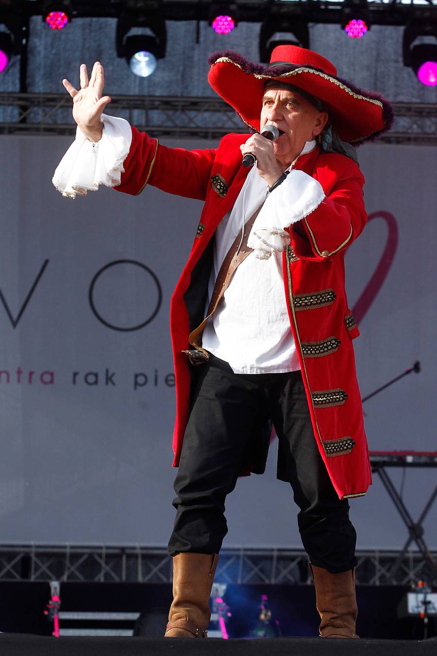 Pan Yapa "5-10-15" ma już 76 lat!, fot. AKPA