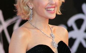 Kylie Minogue promuje swojego ukochanego