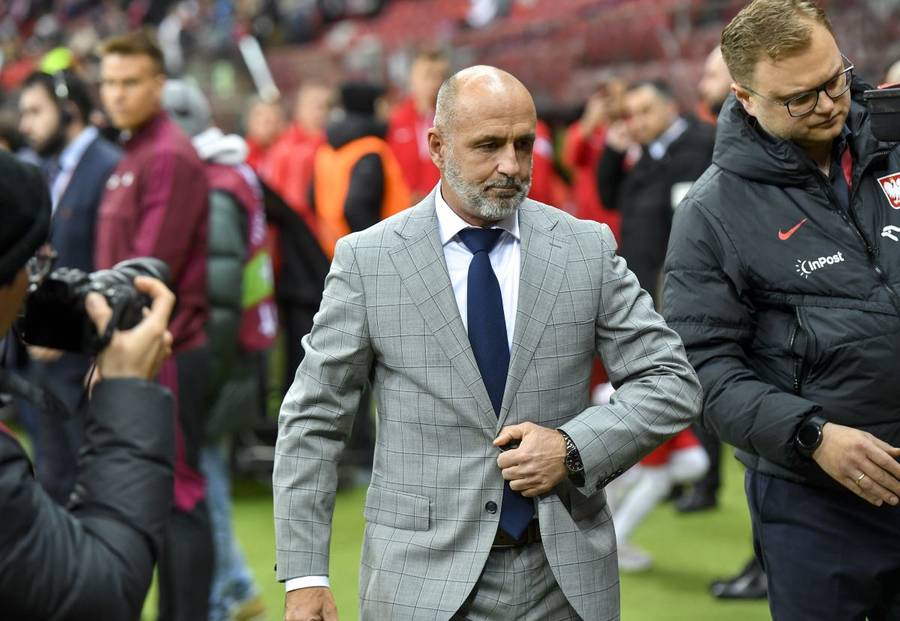 Ujawniono ile zarabiał Michał Probierz! Pokaźne wynagrodzenie byłego trenera zwala z nóg