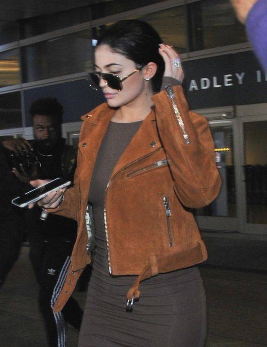 Wydałam fortunę na kosmetyki od Kylie. To był BŁĄD MOJEGO ŻYCIA