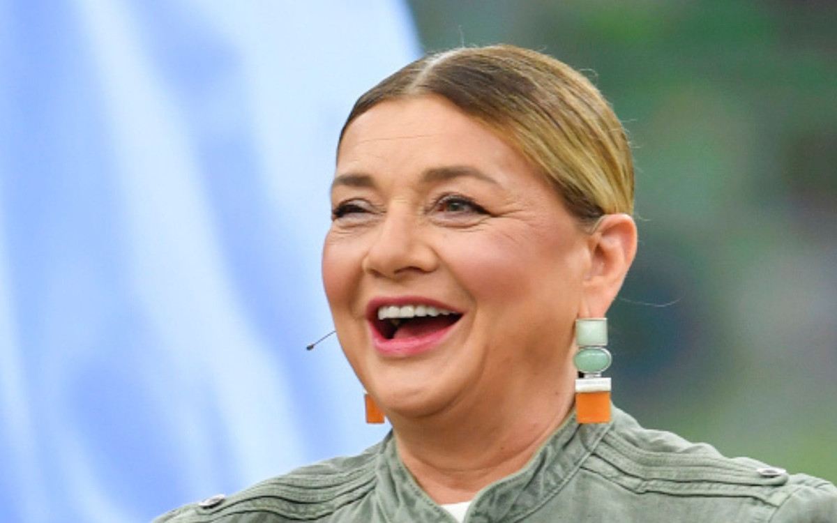 “Halo tu Polsat”. Ostrowska-Królikowska zaskoczyła fanów. Miała na sobie kurtkę w stylu Michaela Jacksona
