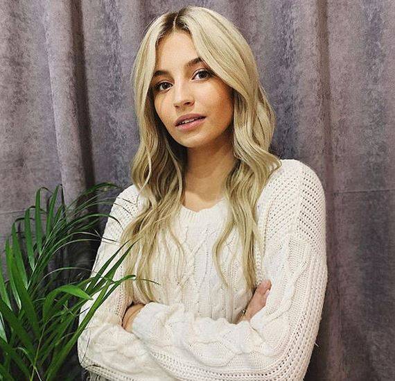 Fryzury Julii Wieniawy