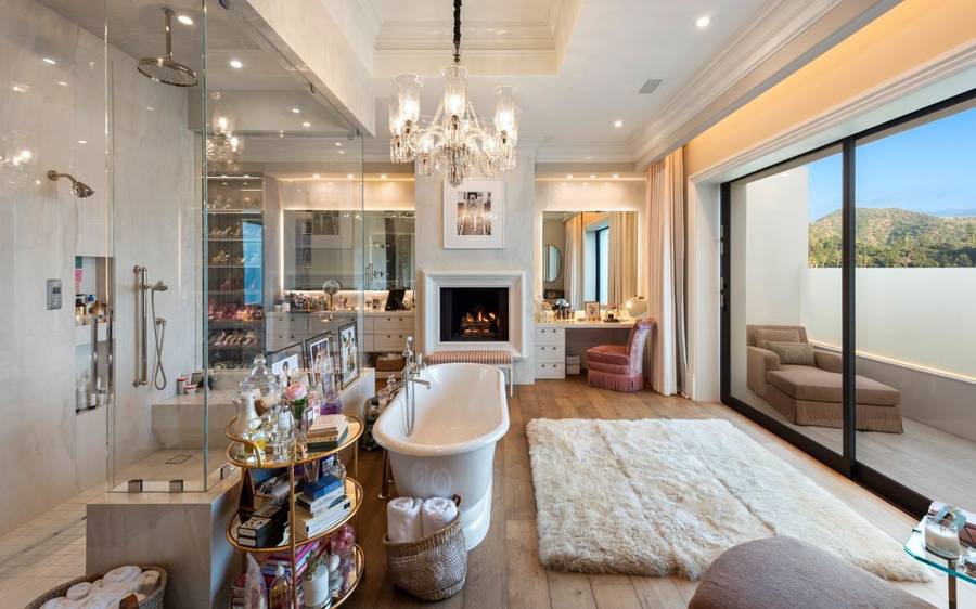 Jennifer Lopez i Ben Afleck mają problem ze sprzedażą willi. Wnętrza to prawdziwa bajka! (FOTO)