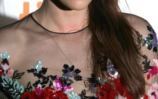 Kristen Stewart – pierwszy czerwony dywan po zdradzie (FOTO)