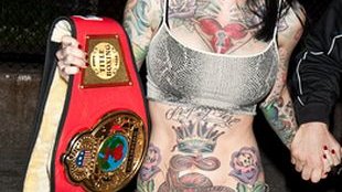 Michele Bombshell McGee: Wszyscy mężczyźni to świnie