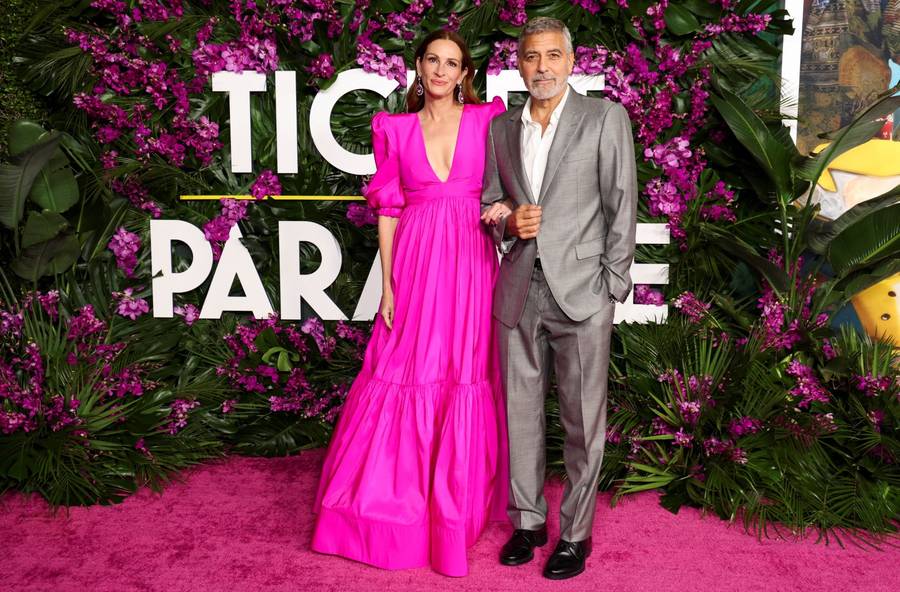 Zachwycające Julia Roberts i Amal Clooney na premierze filmu “Ticket to Paradise”