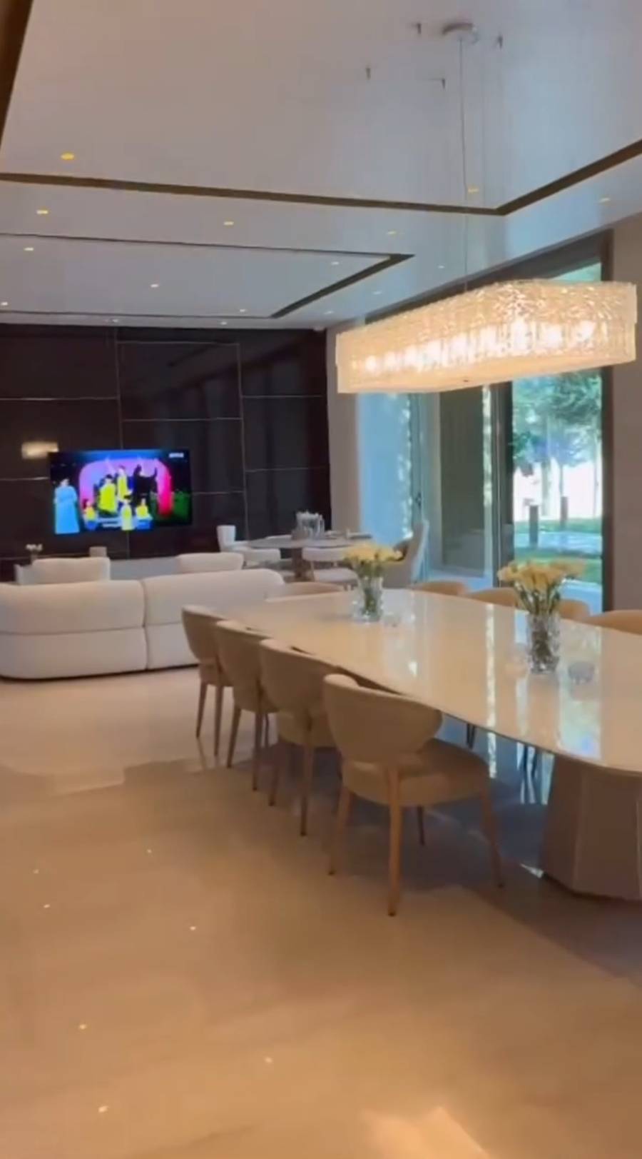 Tak Georgina i Ronaldo mieszkają w Arabii Saudyjskiej. Ich nowy dom to minimalistyczny glamour (ZDJĘCIA)