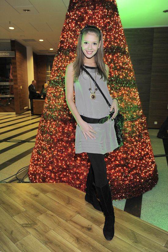 Klaudia Halejcio na starych zdjęciach