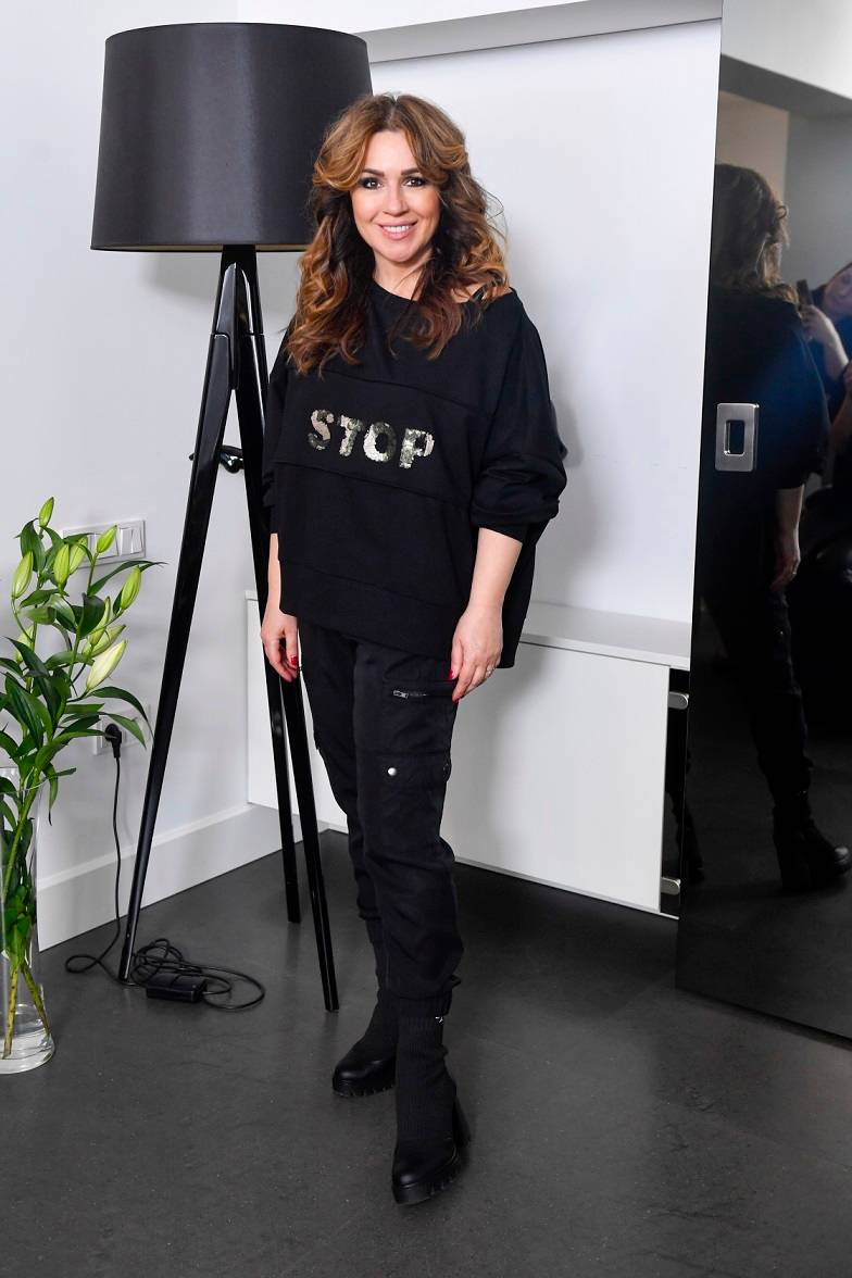 Pokaz nowej kolekcji Doroty Goldpoint: Beata Tadla w zaskakującej fryzurze, Olga Bończyk, Ewa Pacuła