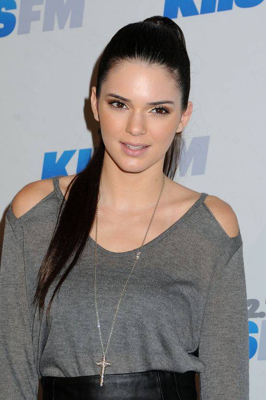 Kendall Jenner o swoich operacjach plastycznych