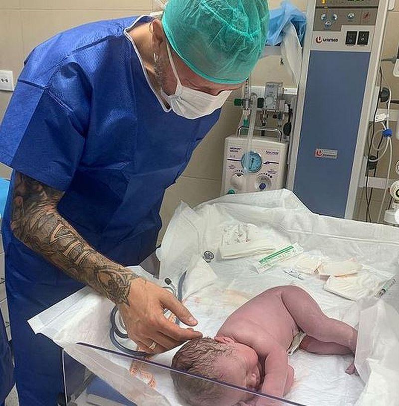 Radosław Majdan z synem