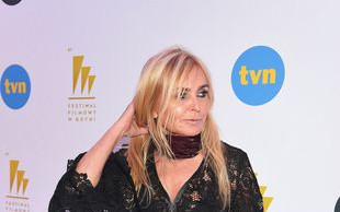 UWAGA, ten artykuł zawiera zdjęcia 59-letniej Moniki Olejnik w mini sukience