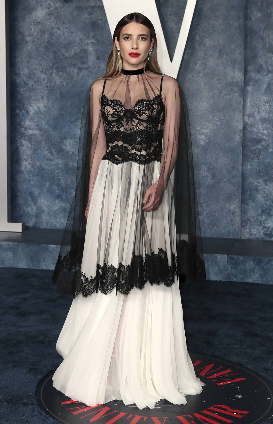 Najbardziej pożądana impreza w roku, czyli Vanity Fair Oscar Party. Siostry Jenner, Hailey Bieber, Gigi Hadid…