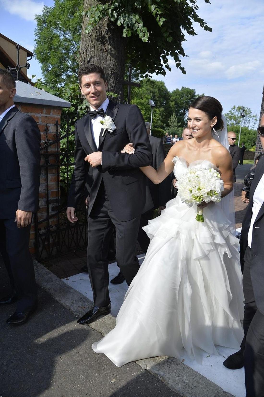 Robert Lewandowski i Anna Stachurska na swoim ślubie