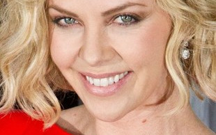Charlize Theron zachwyca w czerwieni (FOTO)