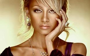 Nicole Richie baluje z anorektyczkami