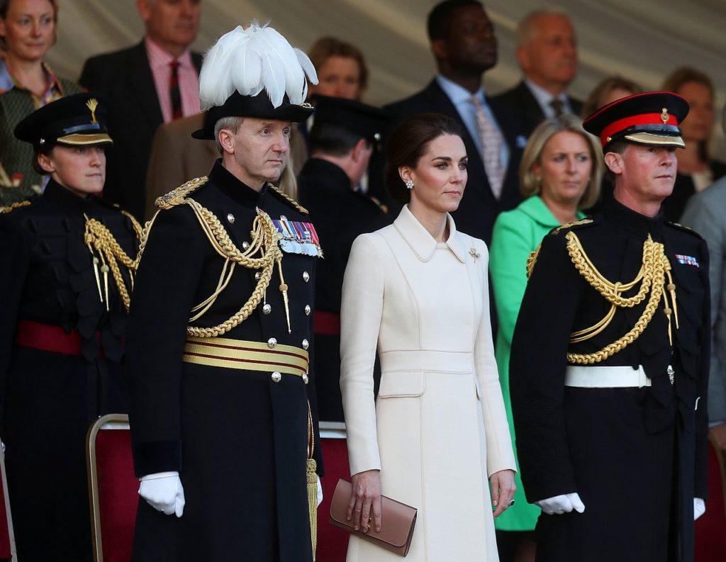 Księżna Kate na paradzie wojskowej
