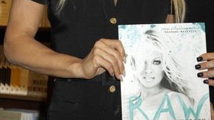 Pamela Anderson na ostatniej okładce rozbieranego Playboya