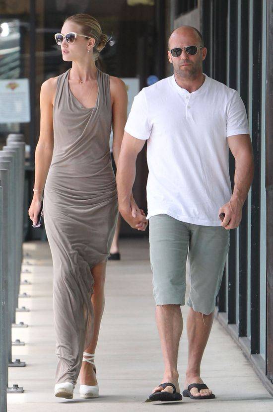 Rosie Huntington-Whiteley i Jason Statham idą na śniadanko