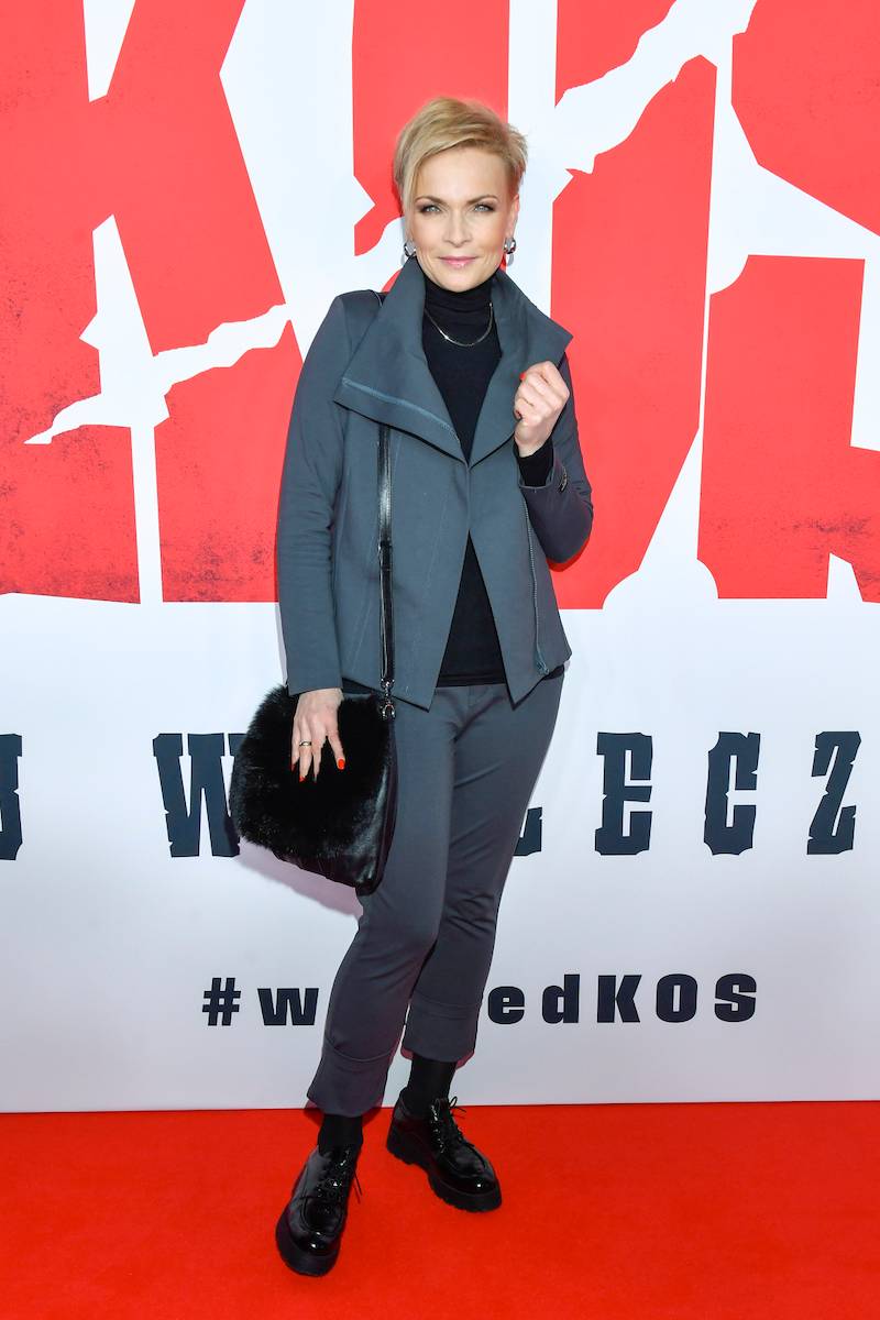 Premiera filmu “Kos”. Agnieszka Grochowska, Jacek Braciak, Katarzyna Warnke w kucyku