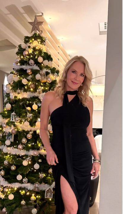 Katherine Kelly Lang, Instagram