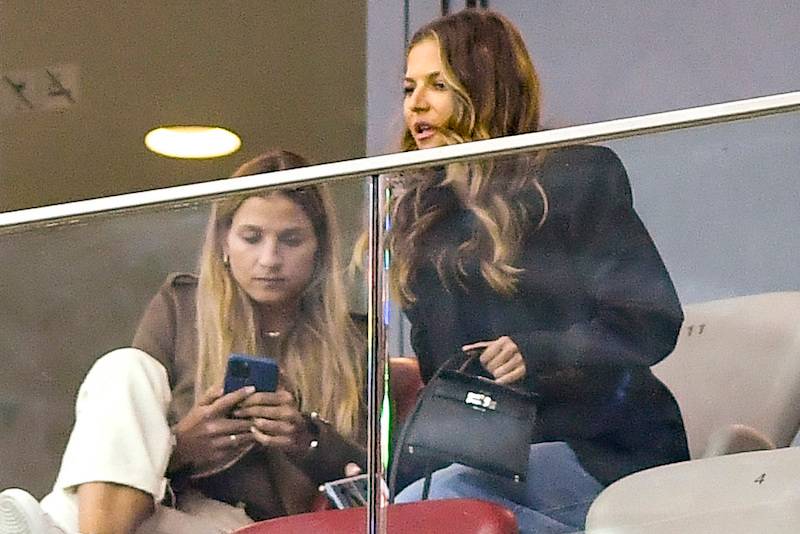 Mecz Polska-Holandia: Anna Lewandowska wierna fanka męża, Joanna Kurska i Jacek Kurski