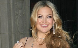 Kate Hudson nie cierpi swoich powiększonych piersi
