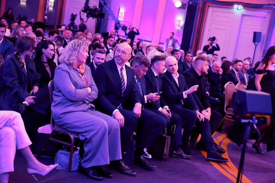 Otylia Jędrzejczak wróciła na salony w nowym wydaniu. Trudno było ją rozpoznać