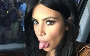 Kim znowu chwali się luksusowymi ubraniami dla Nori (Insta)