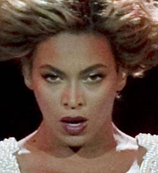 Zoom na twarz Beyonce