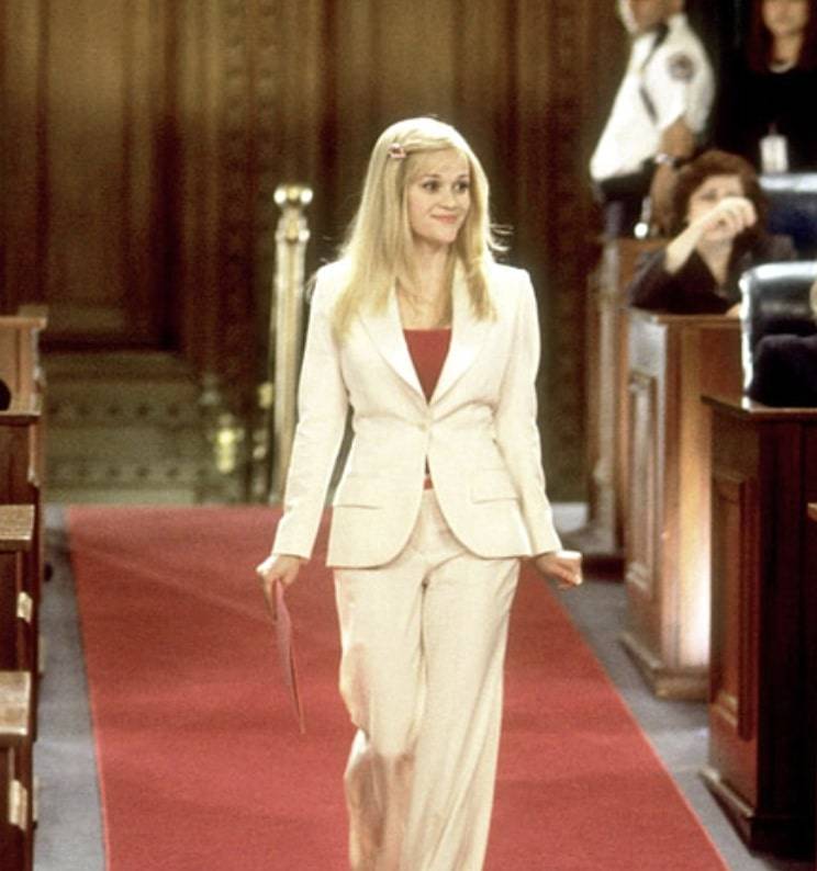 Reese Witherspoon zatrzymała CAŁĄ garderobę Elle Woods z „Legalnej Blondynki 2”! “Dostałam 77 par szpilek Jimmy Choo”