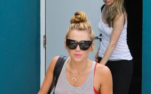 Miley Cyrus: Łapy precz od mojego faceta!