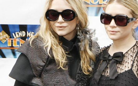 Siostry Olsen w czerni (FOTO)