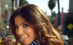 Kim Kardashian procesuje się z Old Navy