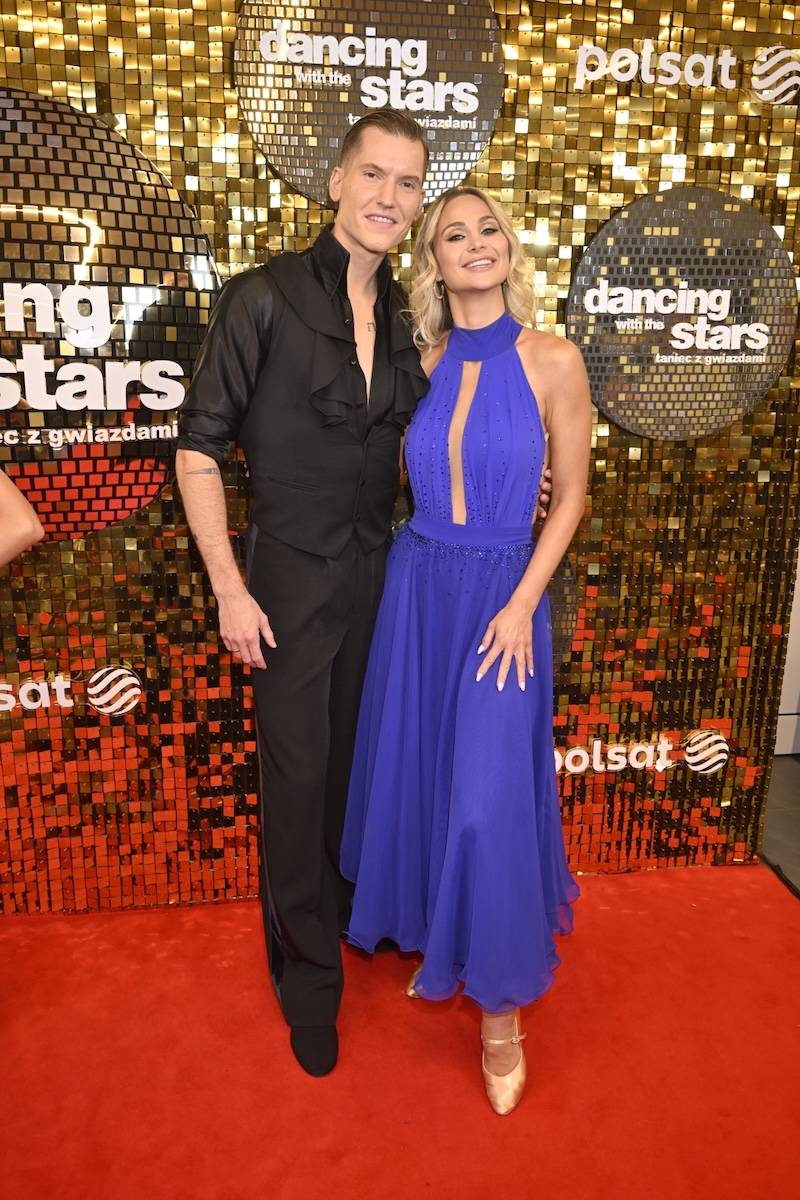 “Taniec z gwiazdami” pełen emocji, a wśród gości: Roxi Węgiel i Kevin Mglej, Tomasz Karolak z córką…