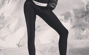 Anja Rubik na lodowcu pokazuje majtki (FOTO)