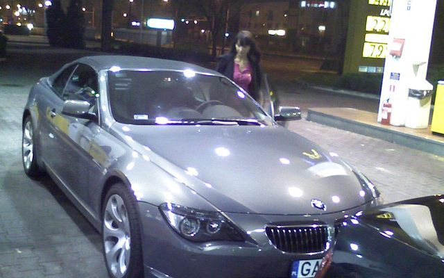 Taką furą jeździ Teodorska (FOTO)