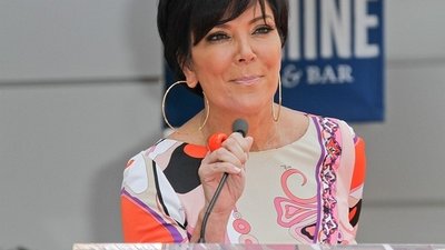 Kris Jenner: Nie miałam spuchniętych ust przez zabieg!