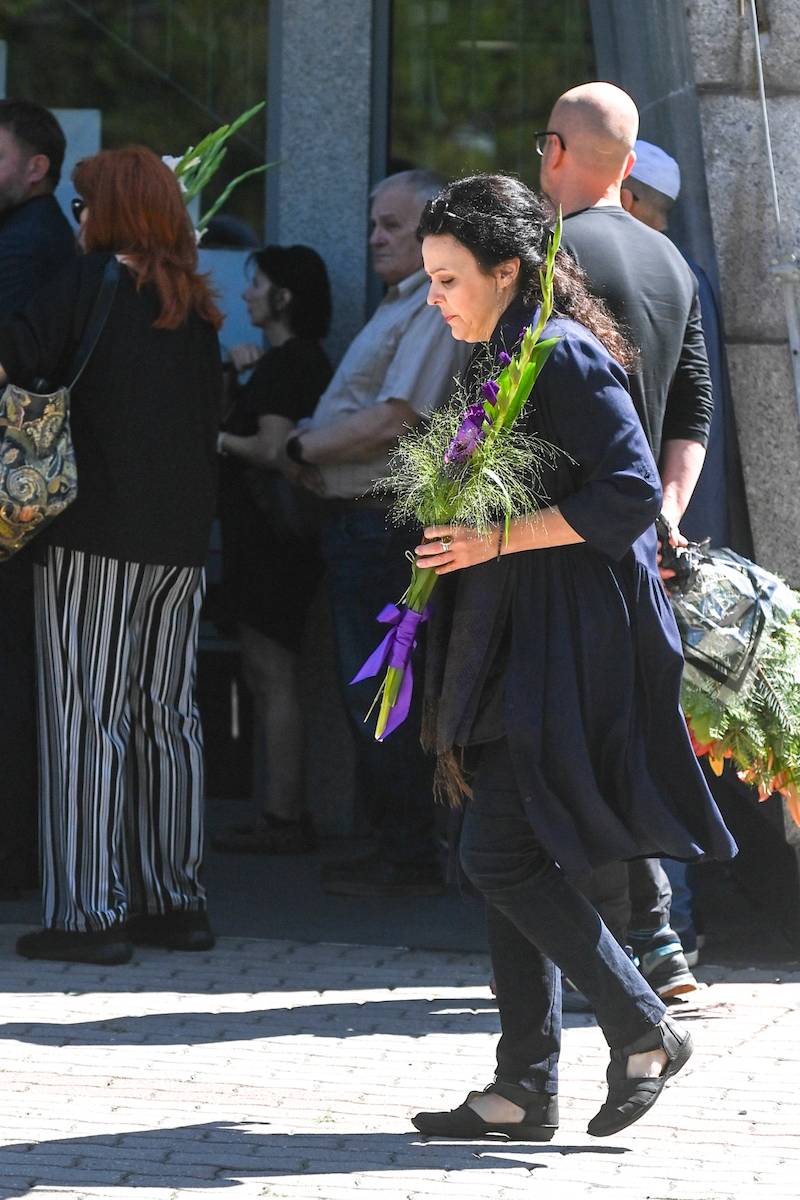 Tak wyglądał pogrzeb Tadeusza Woźniaka. Wiele gwiazd pożegnało polskiego muzyka