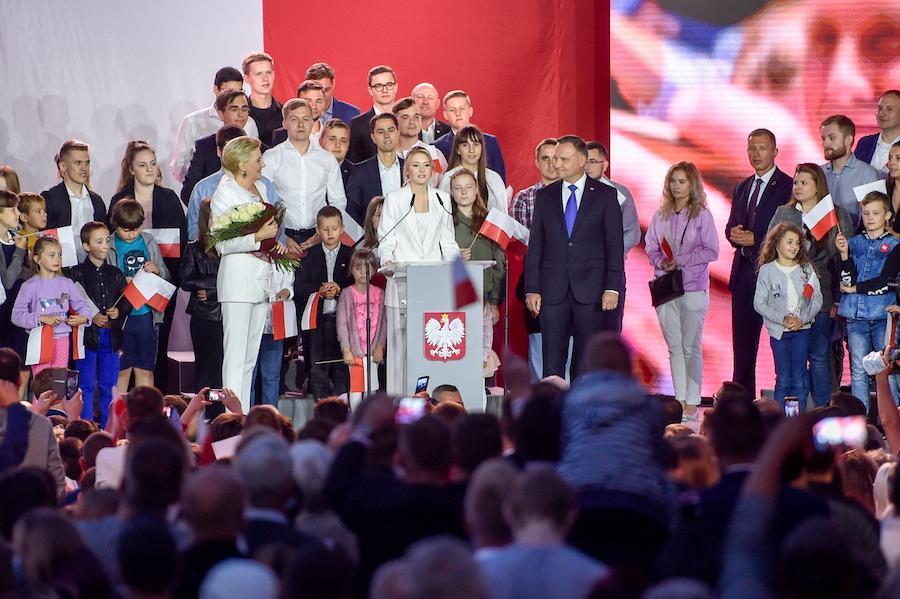 Andrzej Duda, Agata Kornhauser-Duda, Kinga Duda. Fot. Kurnikowski/AKPA