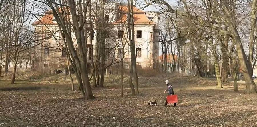 Tak mieszka Jaruś z "Chłopaków do wzięcia", fot materiały Polsat Play