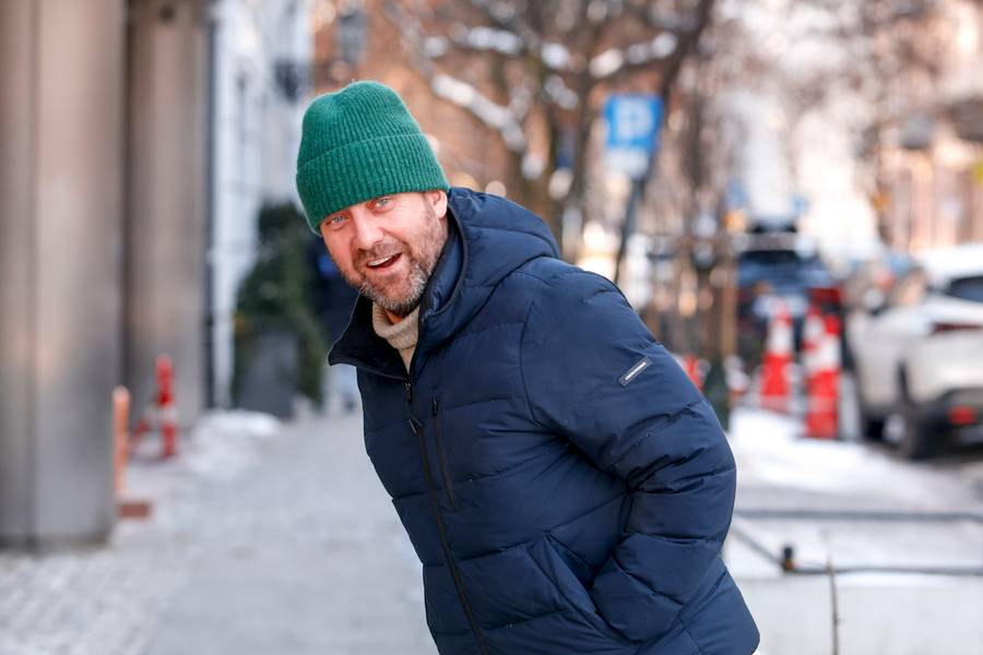 Tłumy gwiazd w “DDTVN”: Katarzyna Warnke, Jeremi Sikorski z ukochaną, Marcin Dorociński…