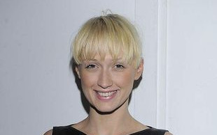 Anna Gzyra zmieniła fryzjera?