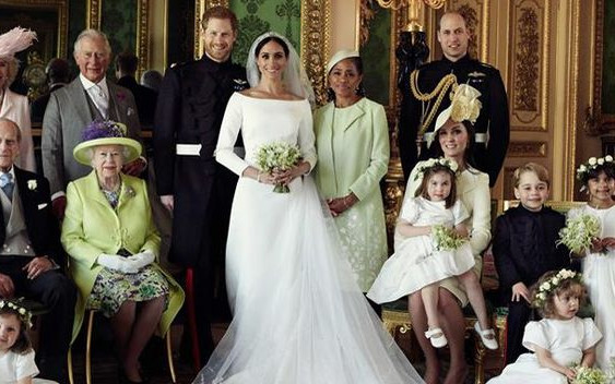 Trzy OFICJALNE zdjęcia ze ślubu księcia Harry’ego i Meghan Markle