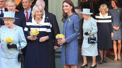 Kate Middleton w towarzystwie Królowej i Camilli