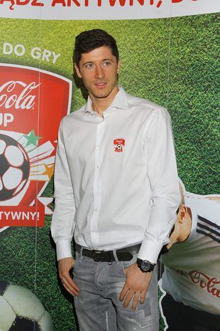 robert-lewandowski-g-R1