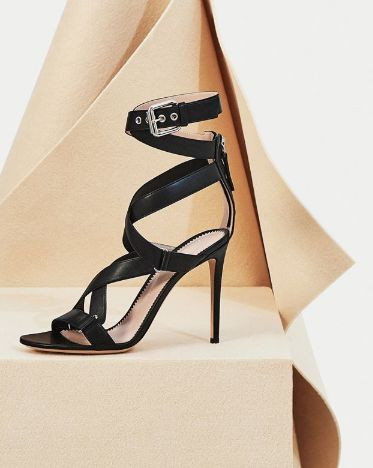 LARISSA - uwielbiam taki rockowy styl