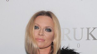 Ta 40-latka zwykle nie epatuje seksapilem (FOTO)