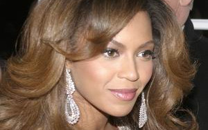 Sztuczna, wąsata Beyonce?