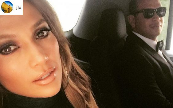 Jennifer Lopez w odważnej kreacji na ślubie